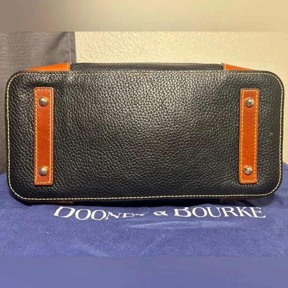 Dooney & Bourke Black and Tan Leather Purse NWOT - Picture 4 of 8